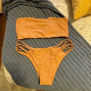 NWT Tobi Strapless Bikini